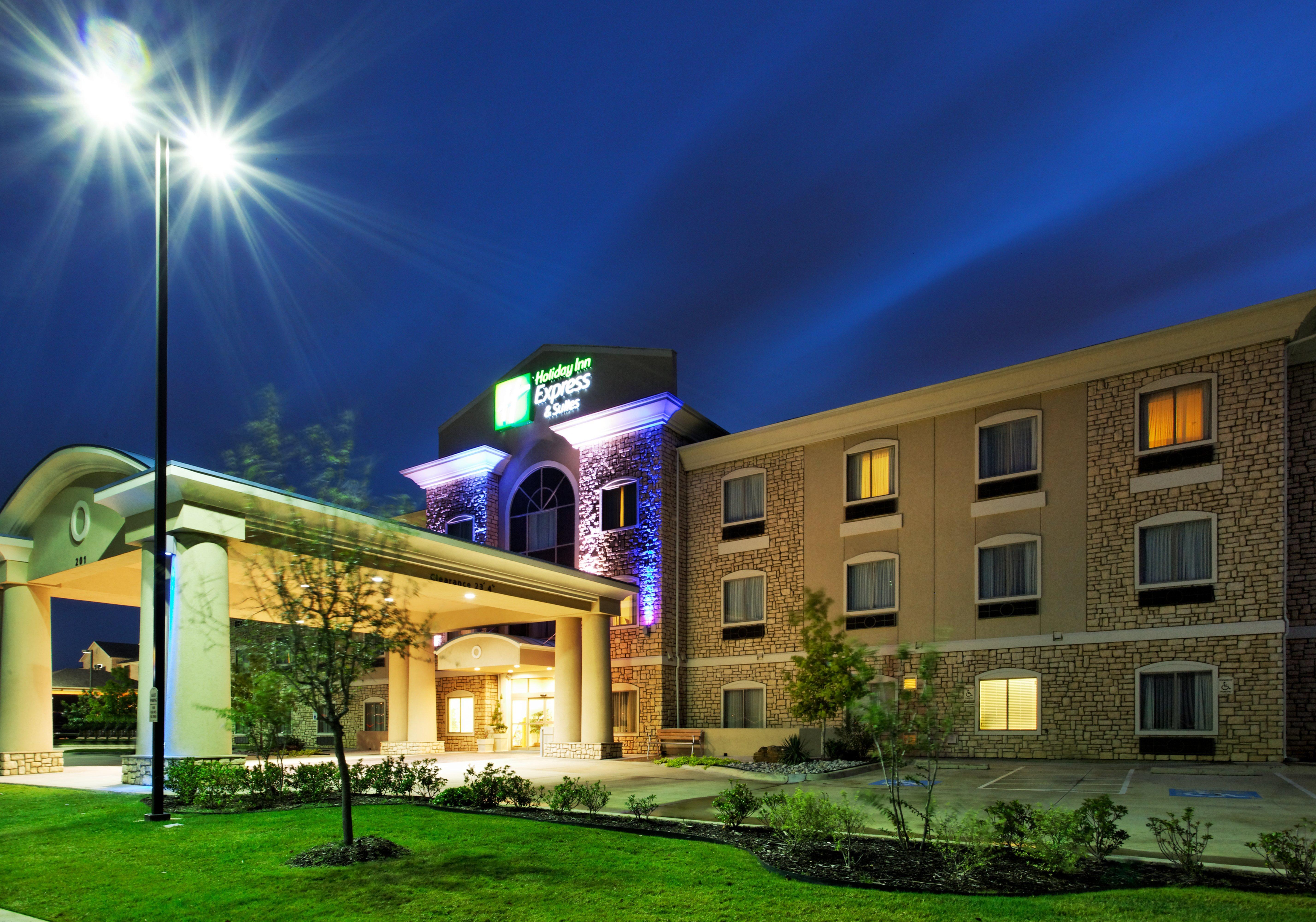 Holiday Inn Express Hotel & Suites Mansfield By Ihg Bagian luar foto