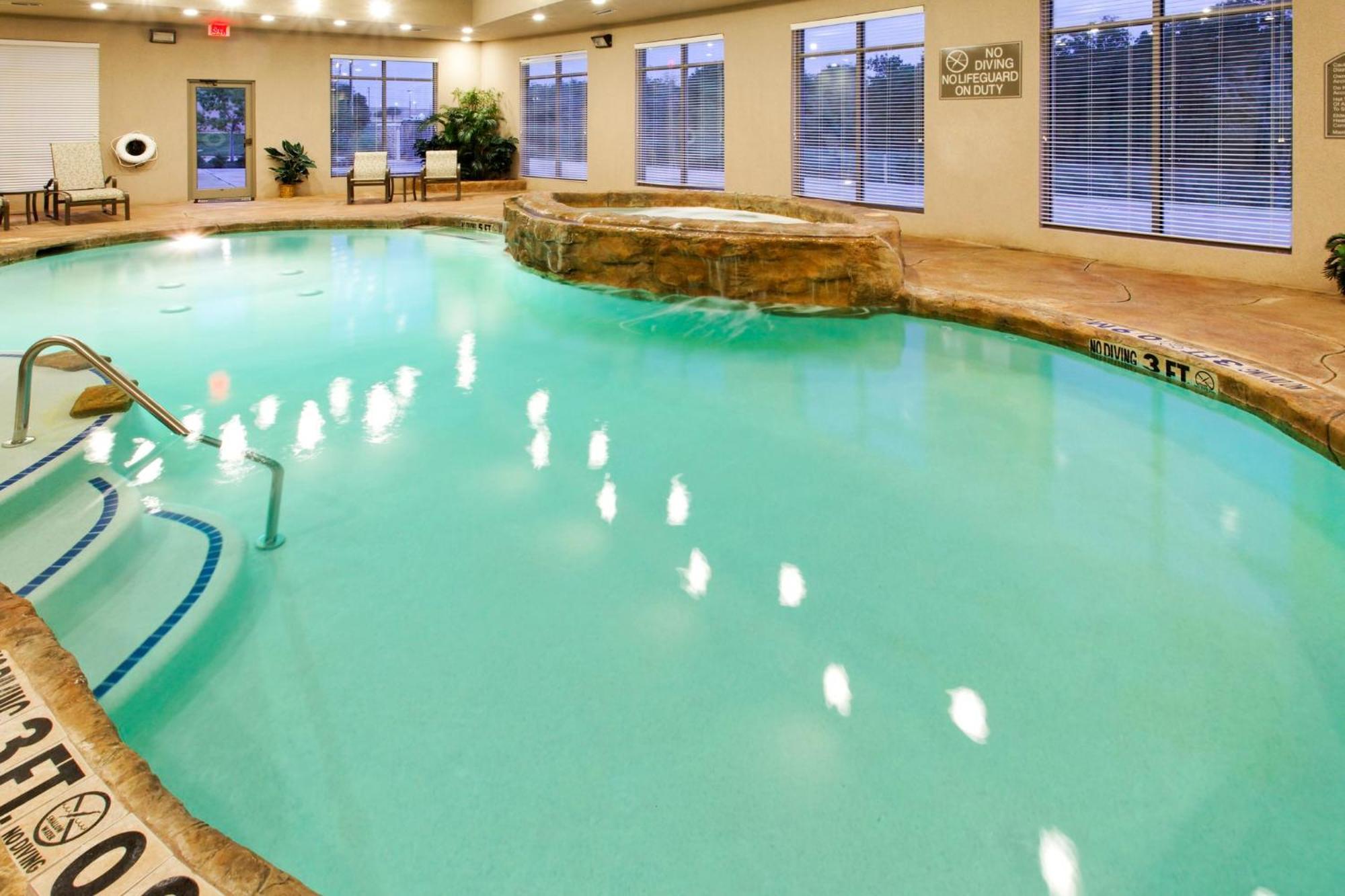 Holiday Inn Express Hotel & Suites Mansfield By Ihg Bagian luar foto