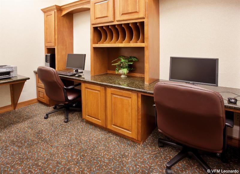 Holiday Inn Express Hotel & Suites Mansfield By Ihg Bagian luar foto