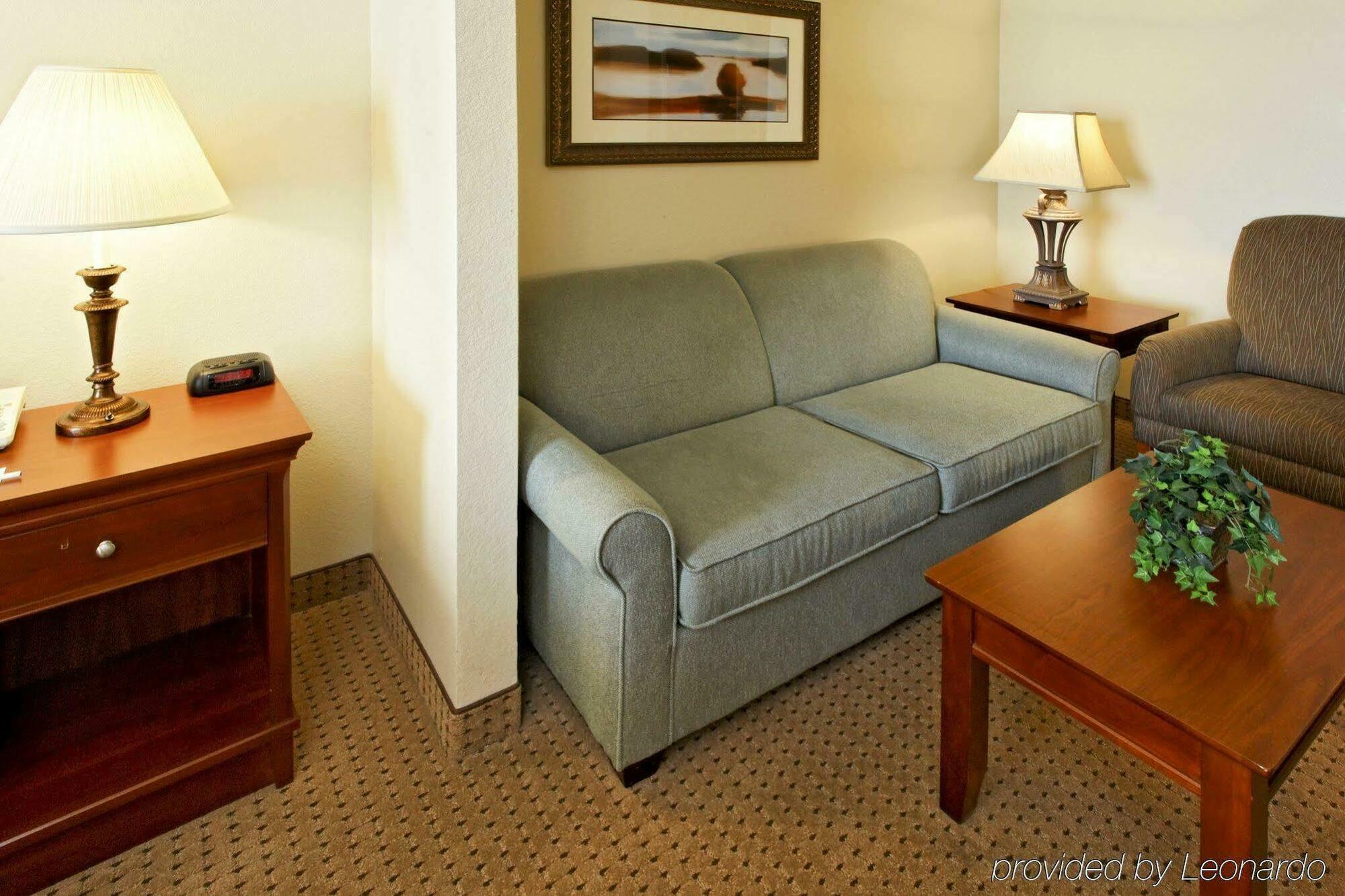 Holiday Inn Express Hotel & Suites Mansfield By Ihg Bagian luar foto